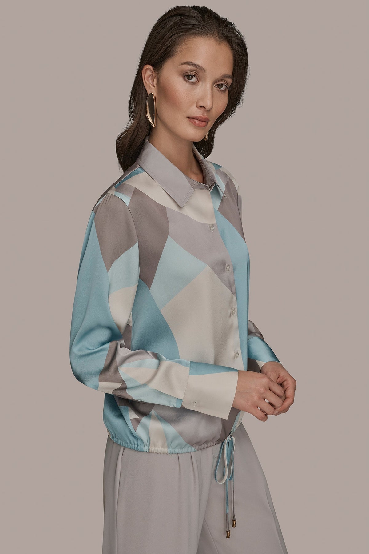 LONG-SLEEVE PRINTED DRAWSTRING BLOUSE