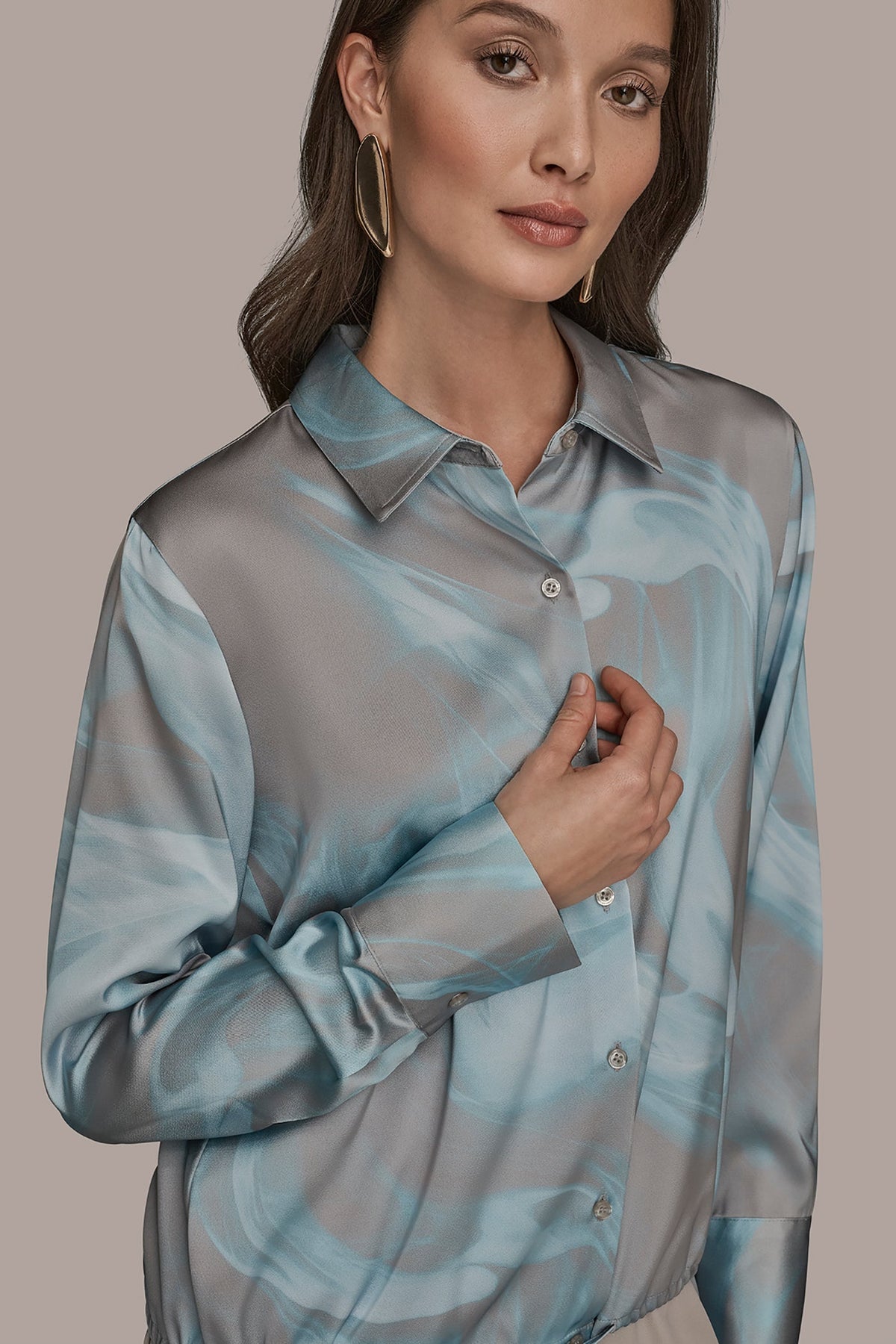 LONG-SLEEVE PRINTED DRAWSTRING BLOUSE
